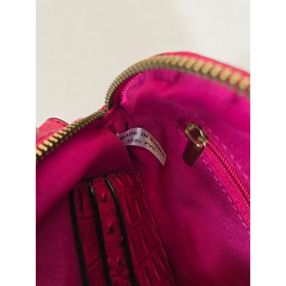 NWT‎ Virago Collection Hot Pink Clutch Wristlet Bag Faux Ostrich Croc Tassel